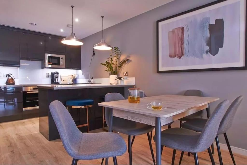 Kings Cross Walking Distance Luxury Private Garden House Apartamento