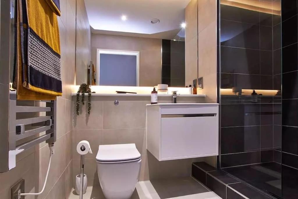 Kings Cross Walking Distance Luxury Private Garden House Apartamento Londres